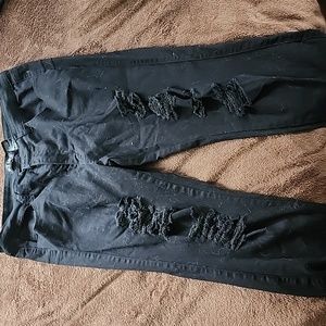 Black ripped skinny jeans